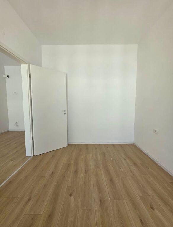 🟤SHITET: 1+1 &amp; Ballkon 📍Ali Demi - Residenca Kadiu | 47m², Kati 6, Orientim Jug, Me Hipotekë ✅️ 89,500€