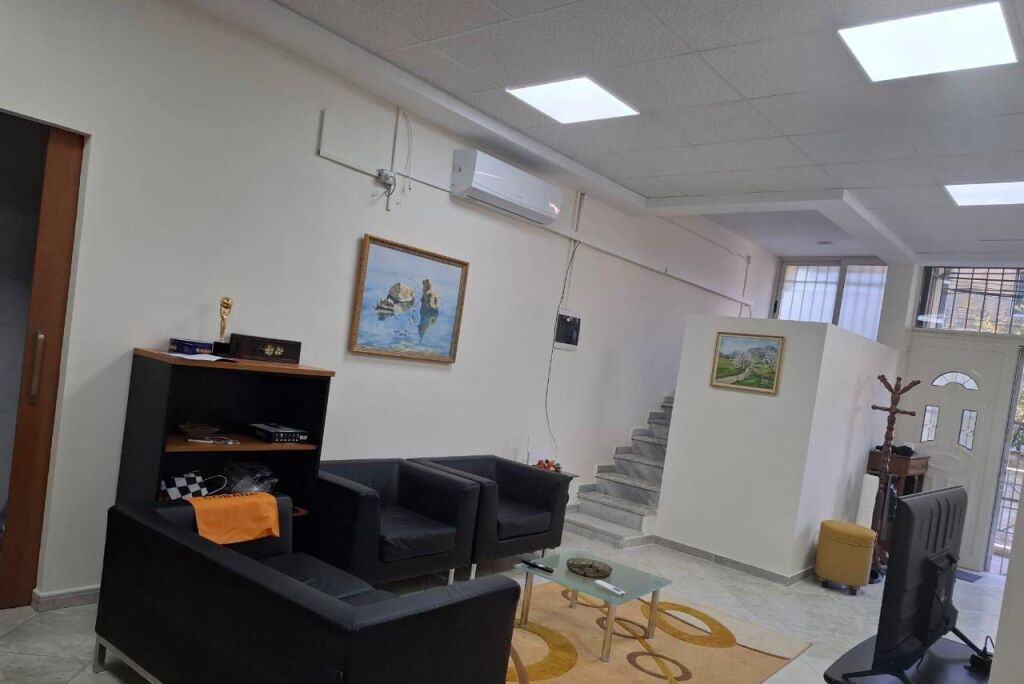 Qera | Apartament 2 + 1 | 21 Dhjetori | 600 €/muaj