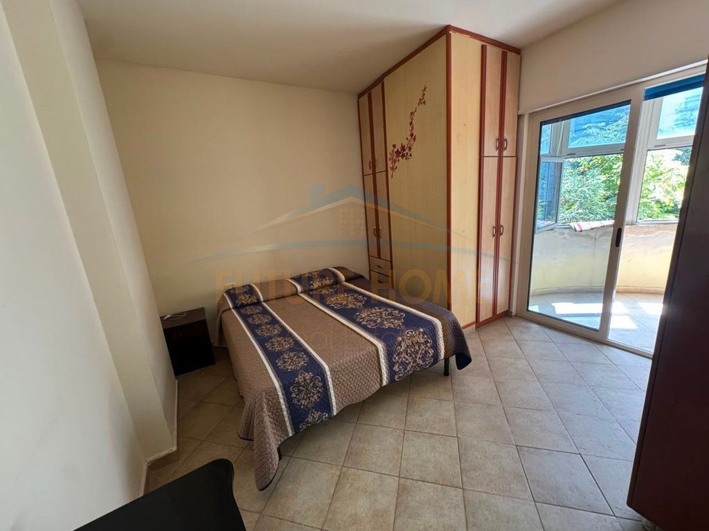 SHITET APARTAMENT 1+1 RRUGA E KOSOVAREVE