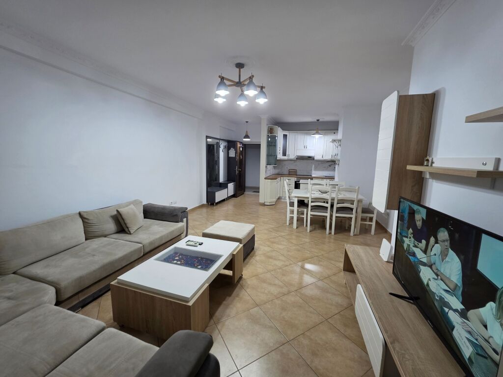 💰 Prezzo: 50.000 Lek/mese 🏡 Appartamento in affitto 2+1  📍 Misto mame vicino a  yzberishit  