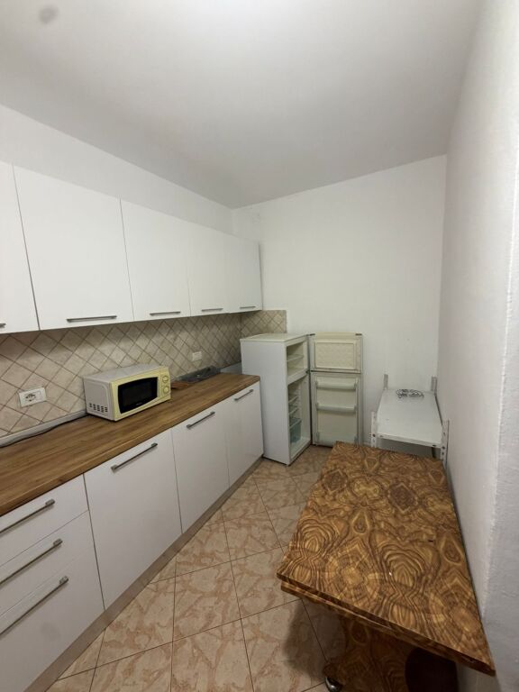 Qera | Shtëpi private 2 + 1 | Spitali Amerikan 2 | 500 €/muaj