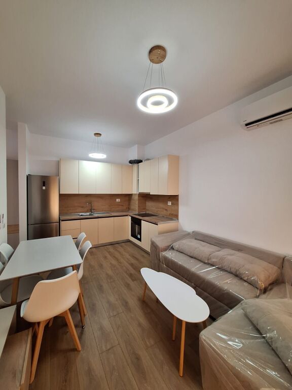Tirane, jepet me qera apartament 2+1 Kati 4, 72 m² 500 € (Kompleksi Kaimi, ALI DEMI) PA KOMISION