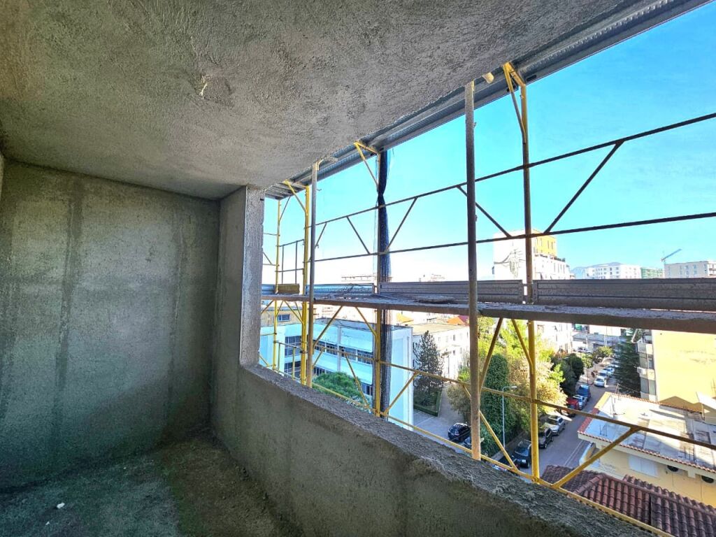 COLONNADE RESIDENCE, VENDIAMO APPARTAMENTO 3+1