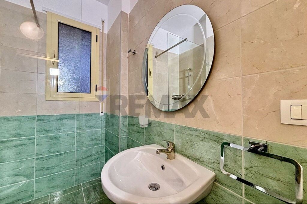 🏡 MONOLOCALE IN AFFITTO – LUNGOMARE, VLORA