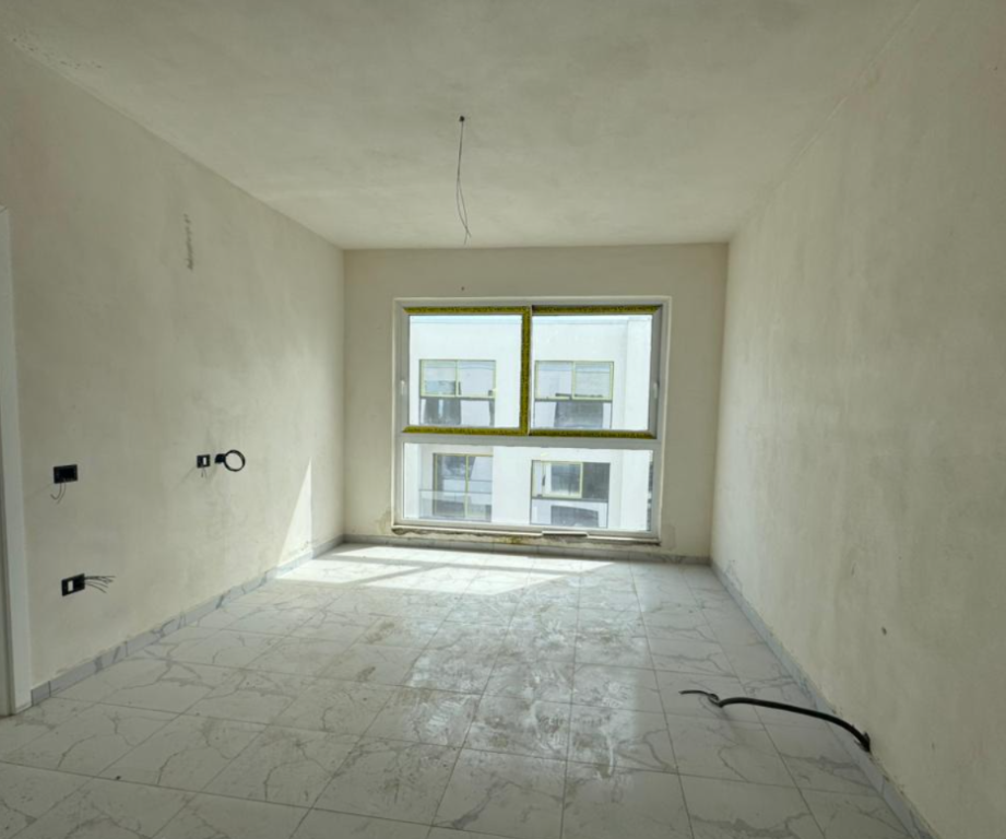 Shitet apartament 1+1 tek Rezidenca Liburna , Golem , Mali i Robit , Shkembi i Kavajes , Durres .