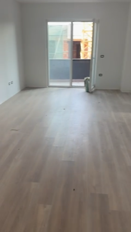Apartament 2+1 per shitje Paskuqan !