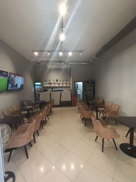 Vendita | Ambjent Biznesi | Rruga Shefqet Kuka | 120000 €