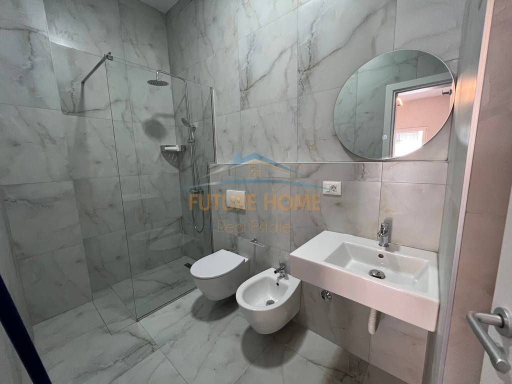 In vendita, Casa a 4 piani, Ville Tedesche, Tirana.
