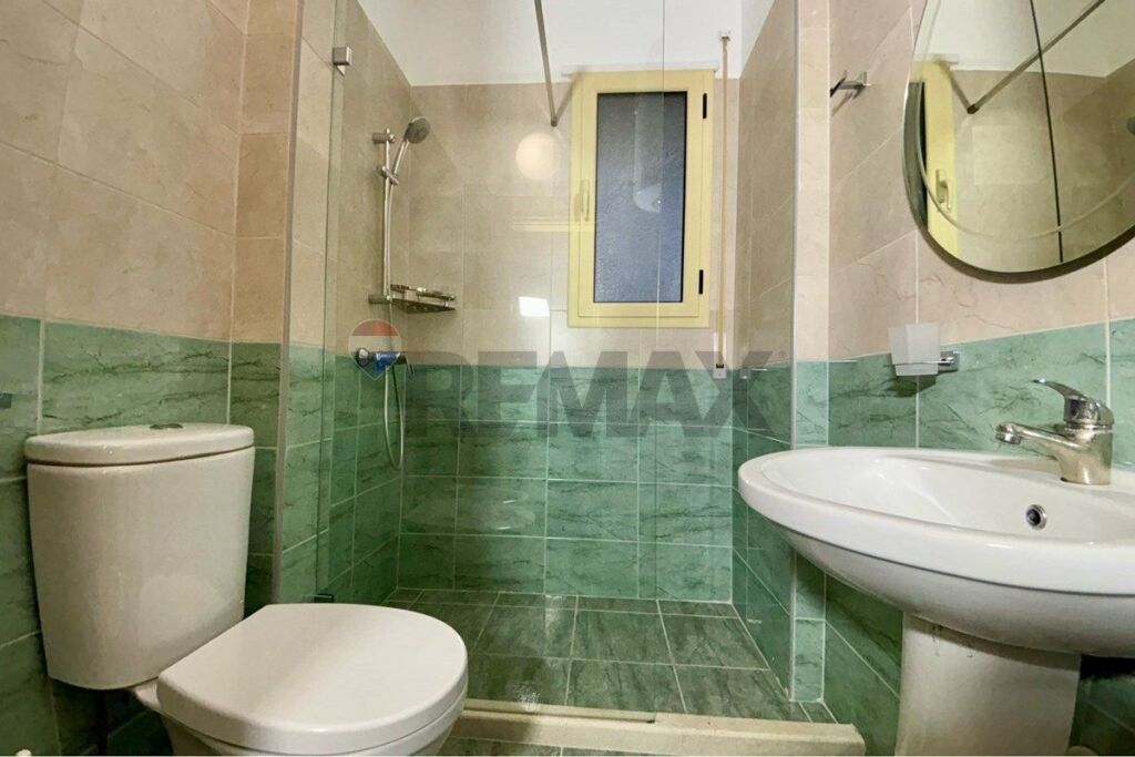 🏡 MONOLOCALE IN AFFITTO – LUNGOMARE, VLORA