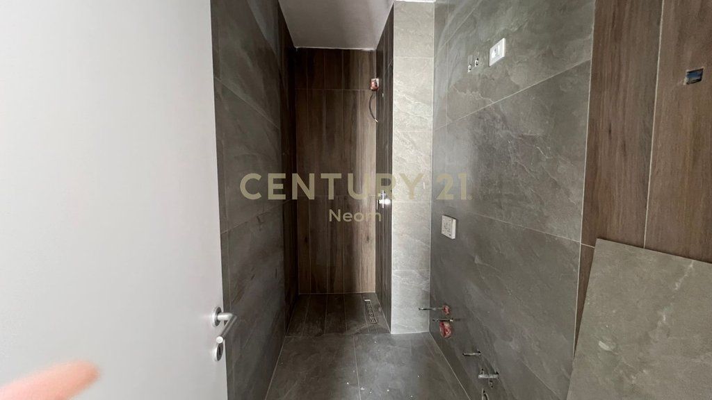 Apartment 2+1 for Sale – Tirana Entry 2