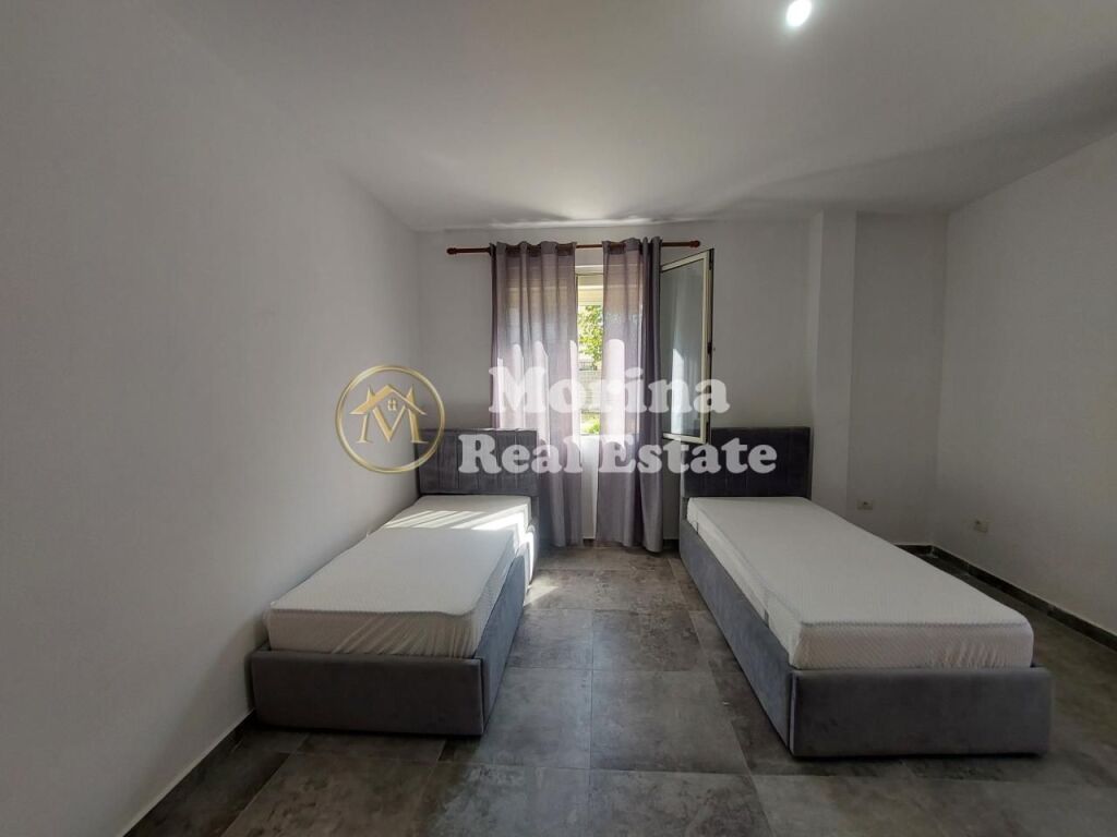 Qera | Shtëpi private 2 + 1 | Spitali Amerikan 2 | 500 €/muaj