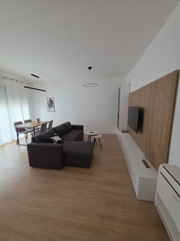 Affitto | Apartament 2 + 1 | Kompleksi Ndergjoni – Rruga Jordan Misja | 750 €/mese