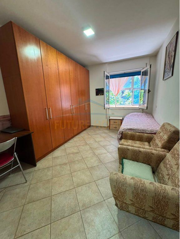 SHITET APARTAMENT 1+1 RRUGA E KOSOVAREVE