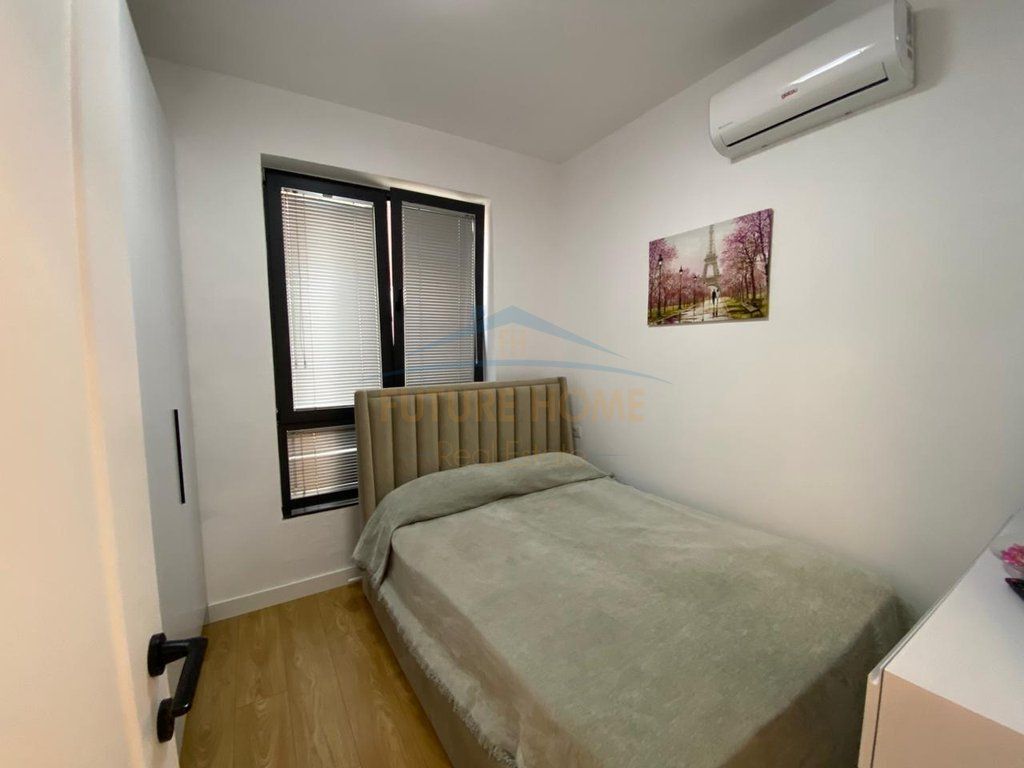 3-STORY ATTACHED VILLA FOR SALE, KOMBINAT