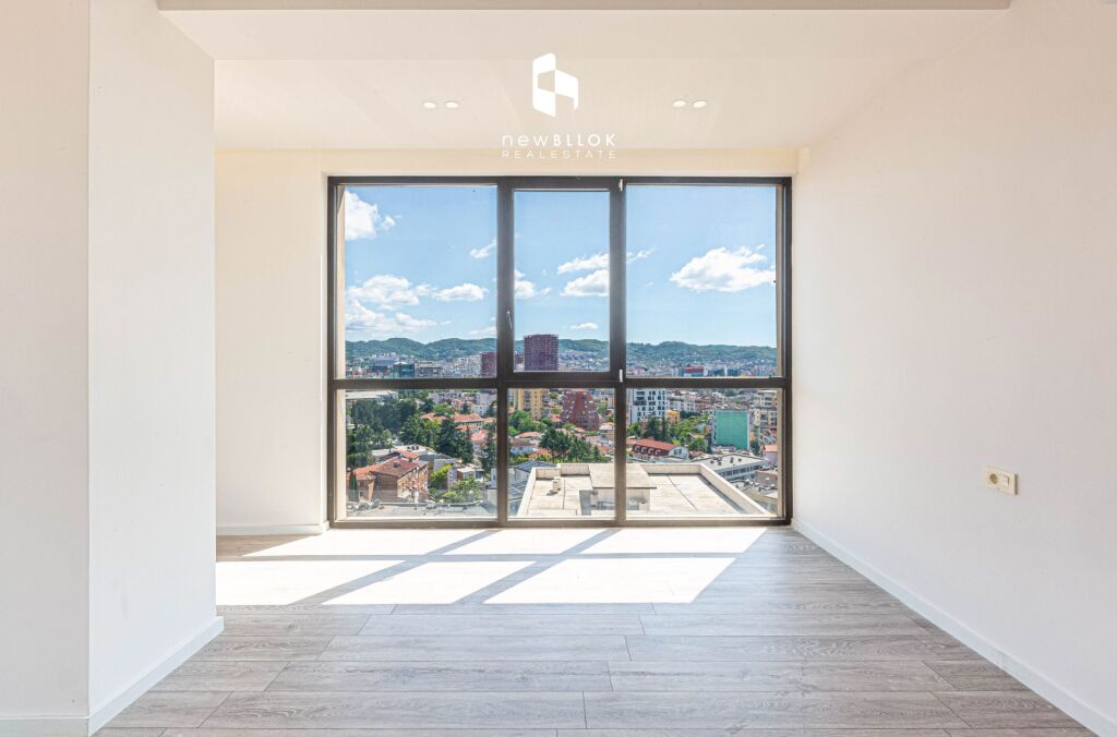 ✨ IN AFFITTO: UFFICIO PREMIUM 101 m² + 1 POSTO AUTO + 2 BAGNI 🚾 / VERANDA – 12° PIANO 📍 GOLDEN TOWER (MINE PEZA RESIDENCE) 🌇 890 €/MESE 💥