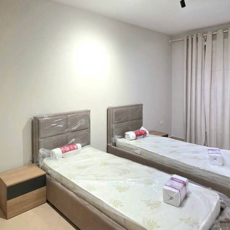 🏡 JEPET ME QIRA | APARTAMENT 2+1 ME VERANDË – LIQENI I THATË ✨