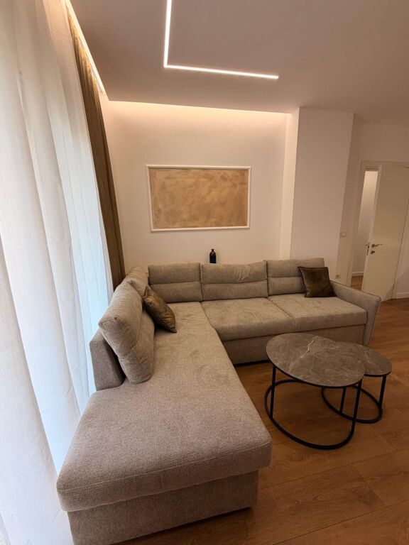 Apartament 1+1 per shitje tek 21 Dhjetori !