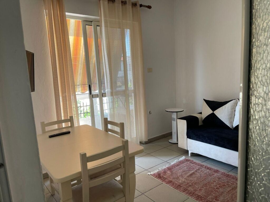 Affitto | Apartament 1 + 1 | Rruga Bardhyl – Bolv Oil | 450 €/mese