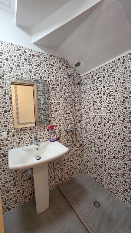 APARTAMENT 3+1+POST ME QERA , KODRA E DIELLIT 1 ( ZGJATIMI )