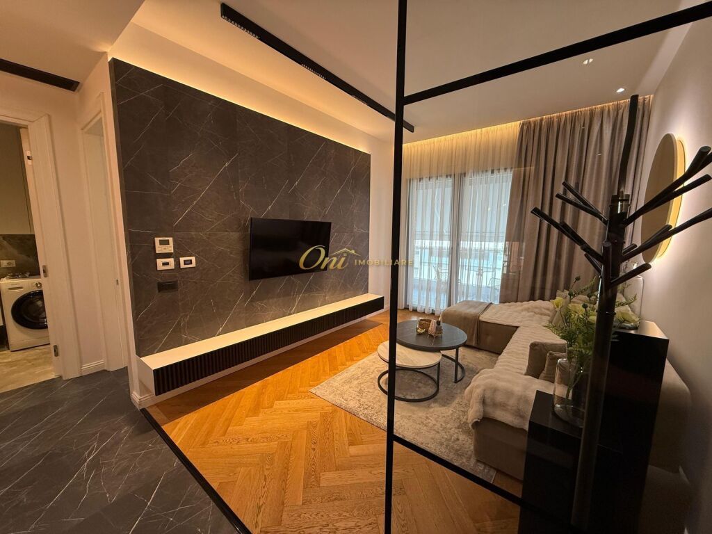 RRUGA E KAVAJES, APARTAMENT PER QERA 1+1