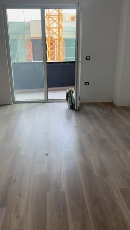 Apartament 2+1 per shitje Paskuqan !