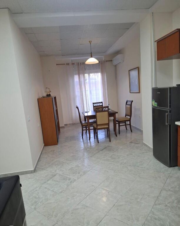 Qera | Apartament 2 + 1 | 21 Dhjetori | 600 €/muaj