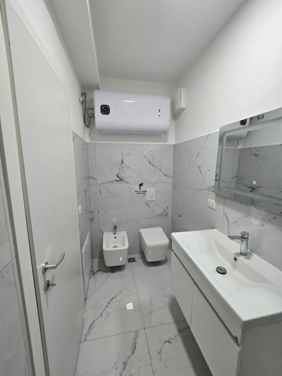 APARTAMENT ME QERA 3+1+2 DON BOSKO 80.000 LEKE FH-90291