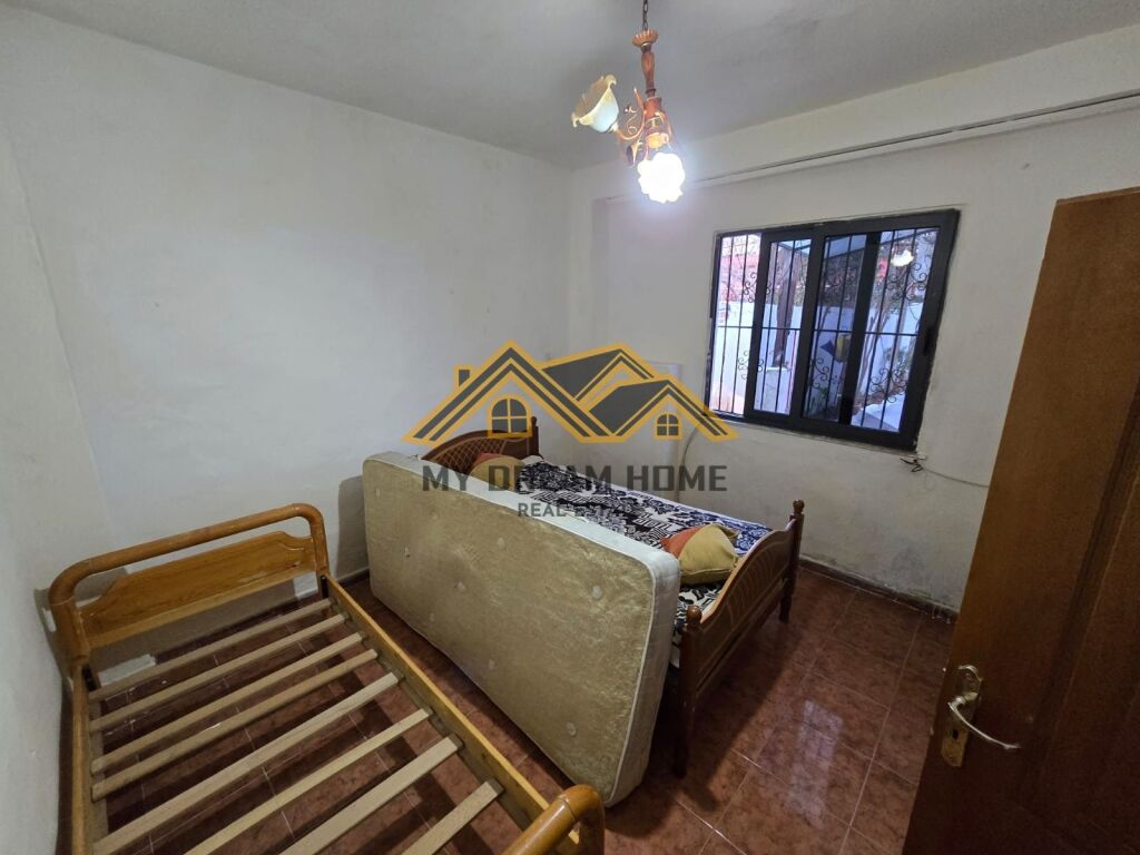 SHITET SHTEPI PRIVATE 1-KATSHE TEK LAGJIA 6 DURRES