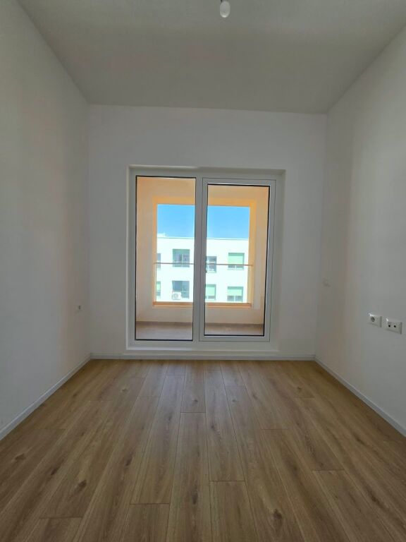 🟤SHITET: 1+1 &amp; Ballkon 📍Ali Demi - Residenca Kadiu | 47m², Kati 6, Orientim Jug, Me Hipotekë ✅️ 89,500€