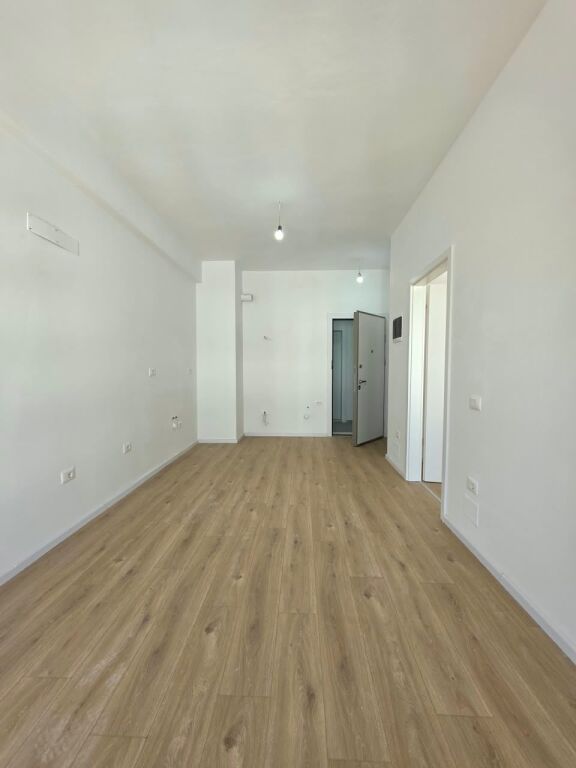 🟤SHITET: 1+1 &amp; Ballkon 📍Ali Demi - Residenca Kadiu | 47m², Kati 6, Orientim Jug, Me Hipotekë ✅️ 89,500€