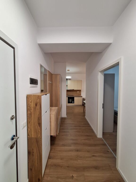 Tirane, jepet me qera apartament 2+1 Kati 4, 72 m² 500 € (Kompleksi Kaimi, ALI DEMI) PA KOMISION