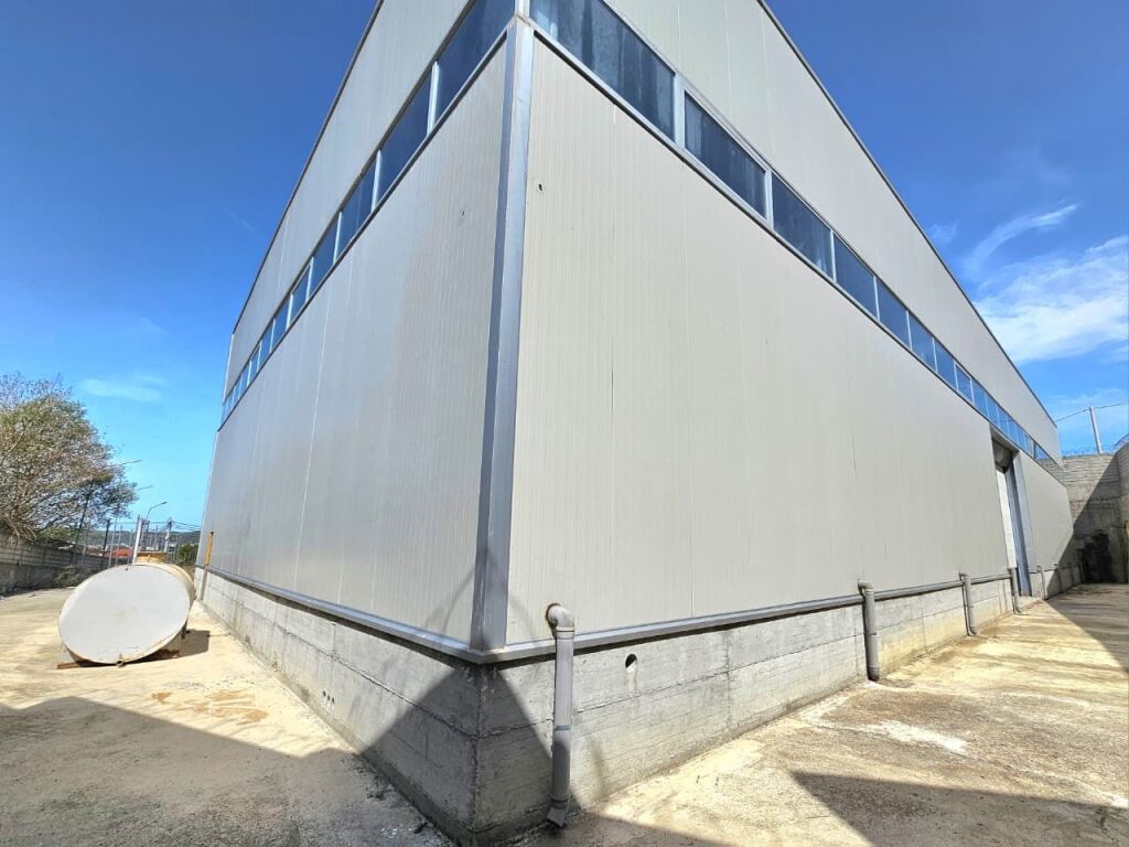 Warehouse for sale in Vore, near the Customs of Tirana, Tirana-Durres Highway.