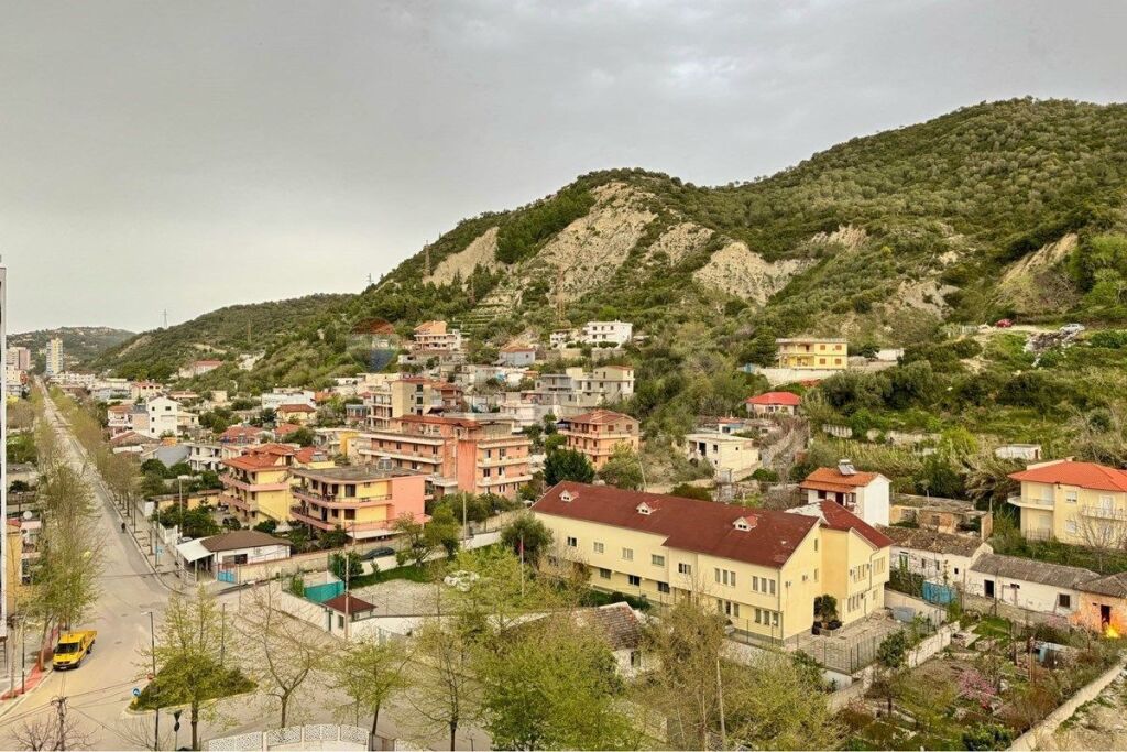 🏡 MONOLOCALE IN AFFITTO – LUNGOMARE, VLORA