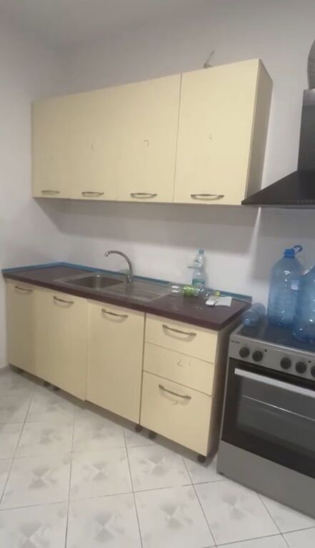 Qera | Vilë 1 + 1+ Ballkon| Vilat Amerikane | 400 €/muaj