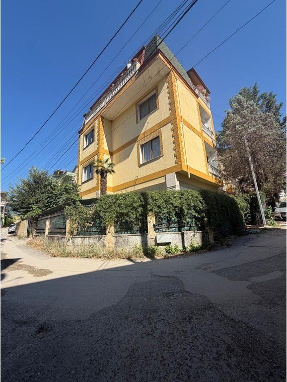 In vendita, Casa a 4 piani, Ville Tedesche, Tirana.