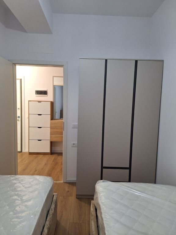 Tirane, jepet me qera apartament 2+1 Kati 4, 72 m² 500 € (Kompleksi Kaimi, ALI DEMI) PA KOMISION