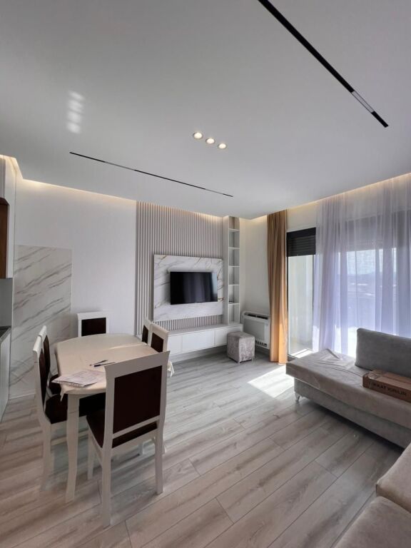 Apartament 1+1 me qira tek Bulevardi i Ri