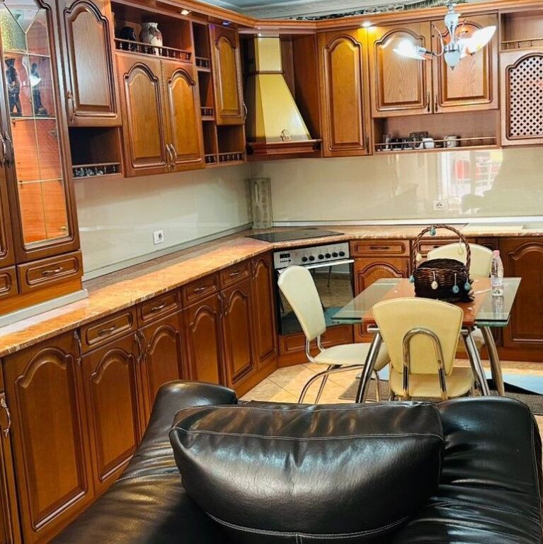 🏡 FOR RENT | APARTMENT 2+1+2 – ZOGU I ZI ✨