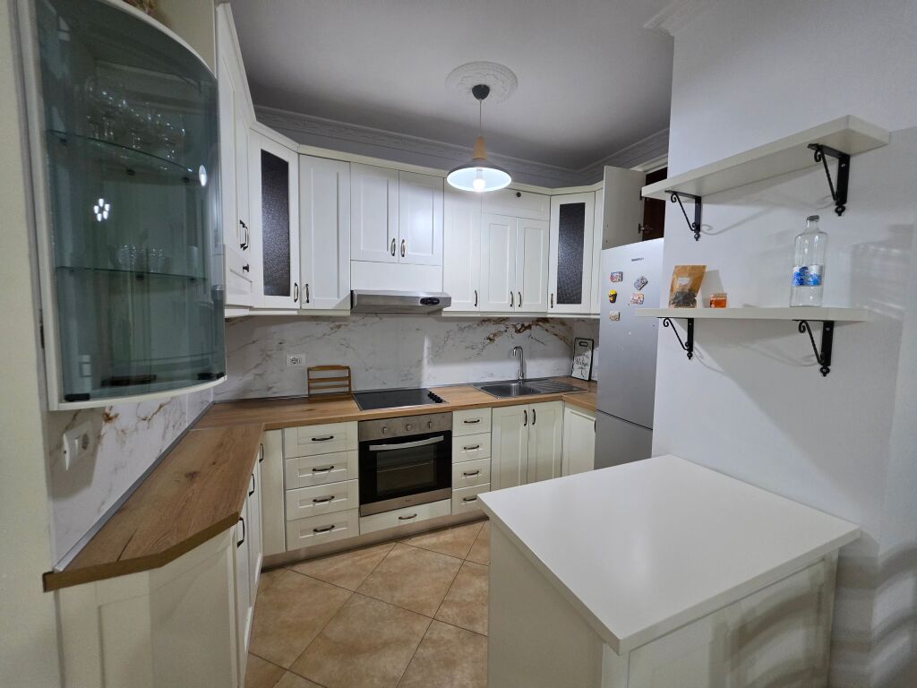 💰 Prezzo: 50.000 Lek/mese 🏡 Appartamento in affitto 2+1  📍 Misto mame vicino a  yzberishit  