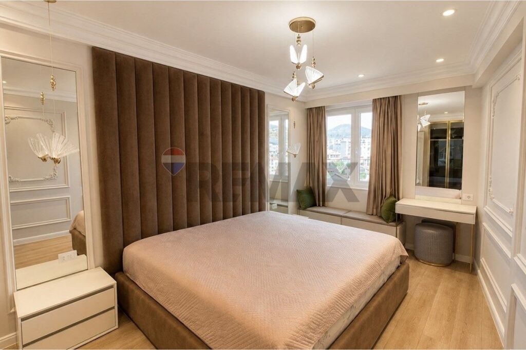 SUPER APARTAMENT PËR SHITJE | RRUGA E BARRIKADAVE