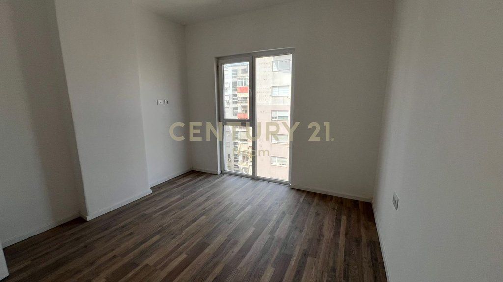 Apartment 2+1 for Sale – Tirana Entry 2