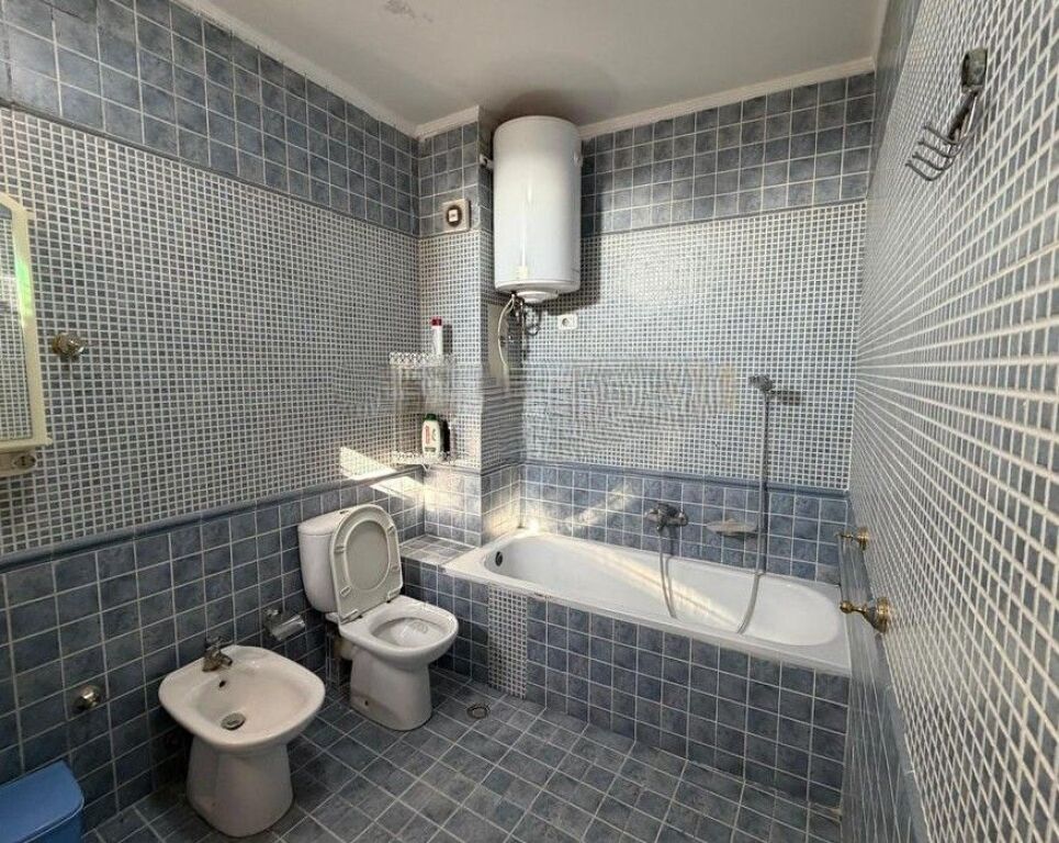 SHITET, APARTAMENT 2+1 TEK SHKOLLA E BALETIT 208,000 €