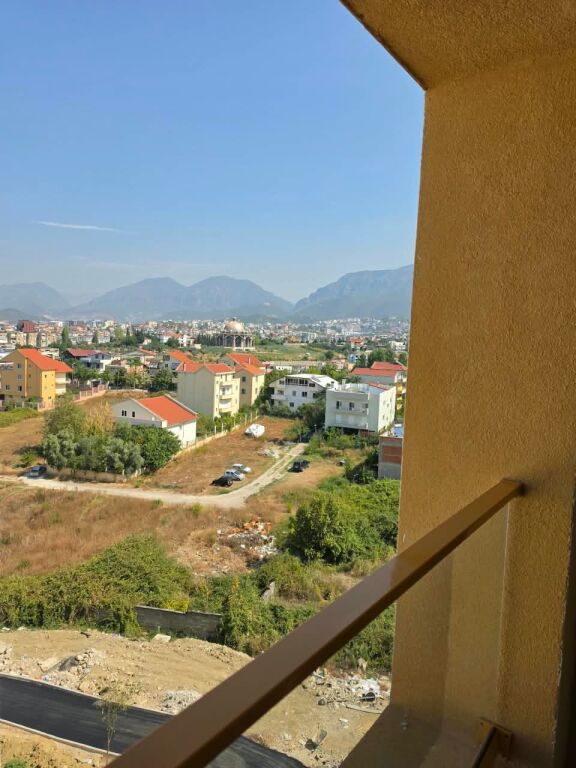 🟤SHITET: 1+1 &amp; Ballkon 📍Ali Demi - Residenca Kadiu | 47m², Kati 6, Orientim Jug, Me Hipotekë ✅️ 89,500€