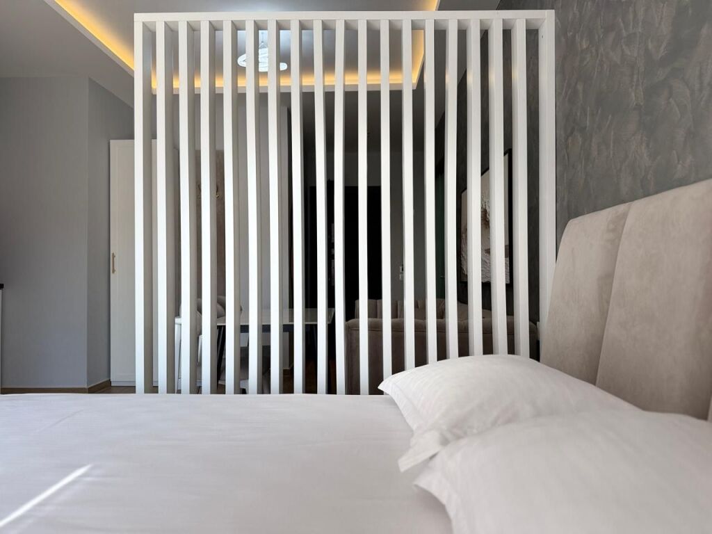 Apartament studio me qira në Lungomare Vlorë Shqipëri