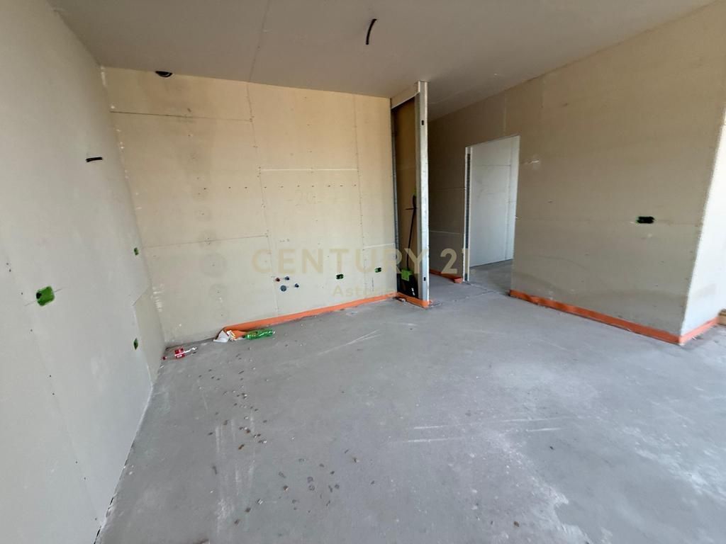 Modern apartment 2+1+2 with veranda near the Artificial Lake and the Dry Lake