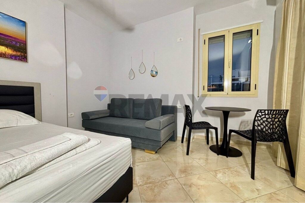 🏡 MONOLOCALE IN AFFITTO – LUNGOMARE, VLORA