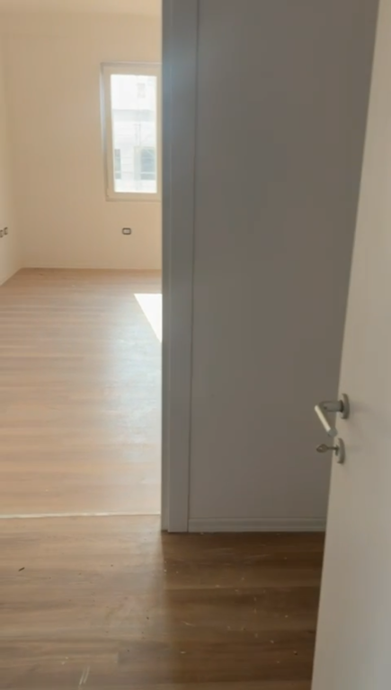Apartament 2+1 per shitje Paskuqan !
