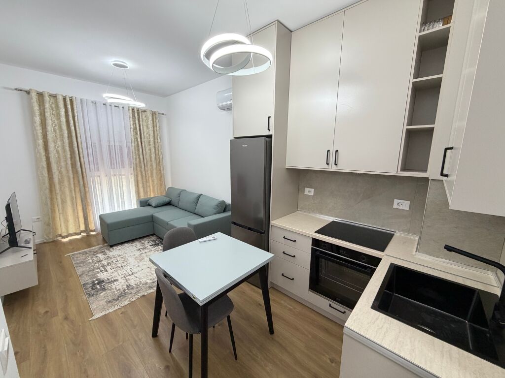 For rent 1+1 Ali Demi Kadiu Complex