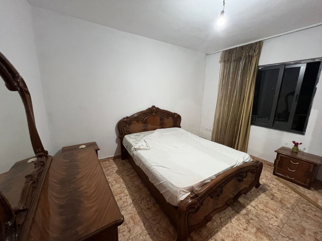 Apartament 3+1 me qera ,Siri Kodra