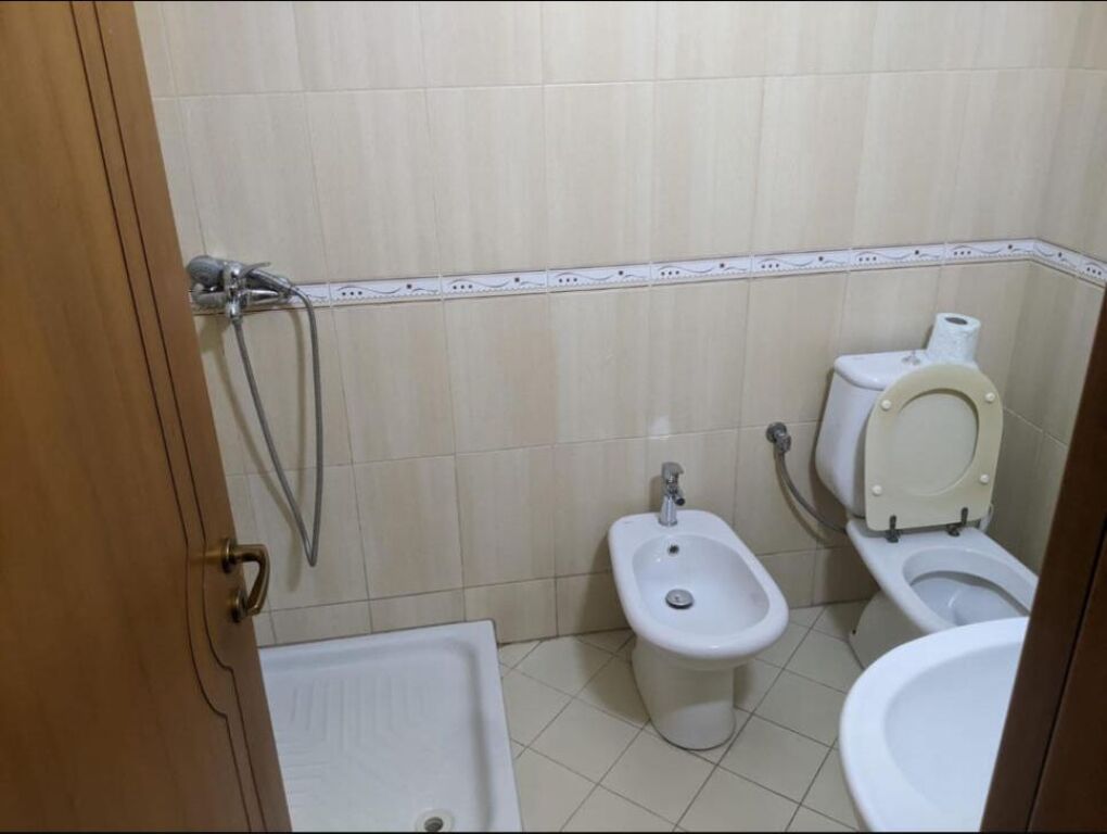 Apartament 1+1 me qera per student ne Vlore